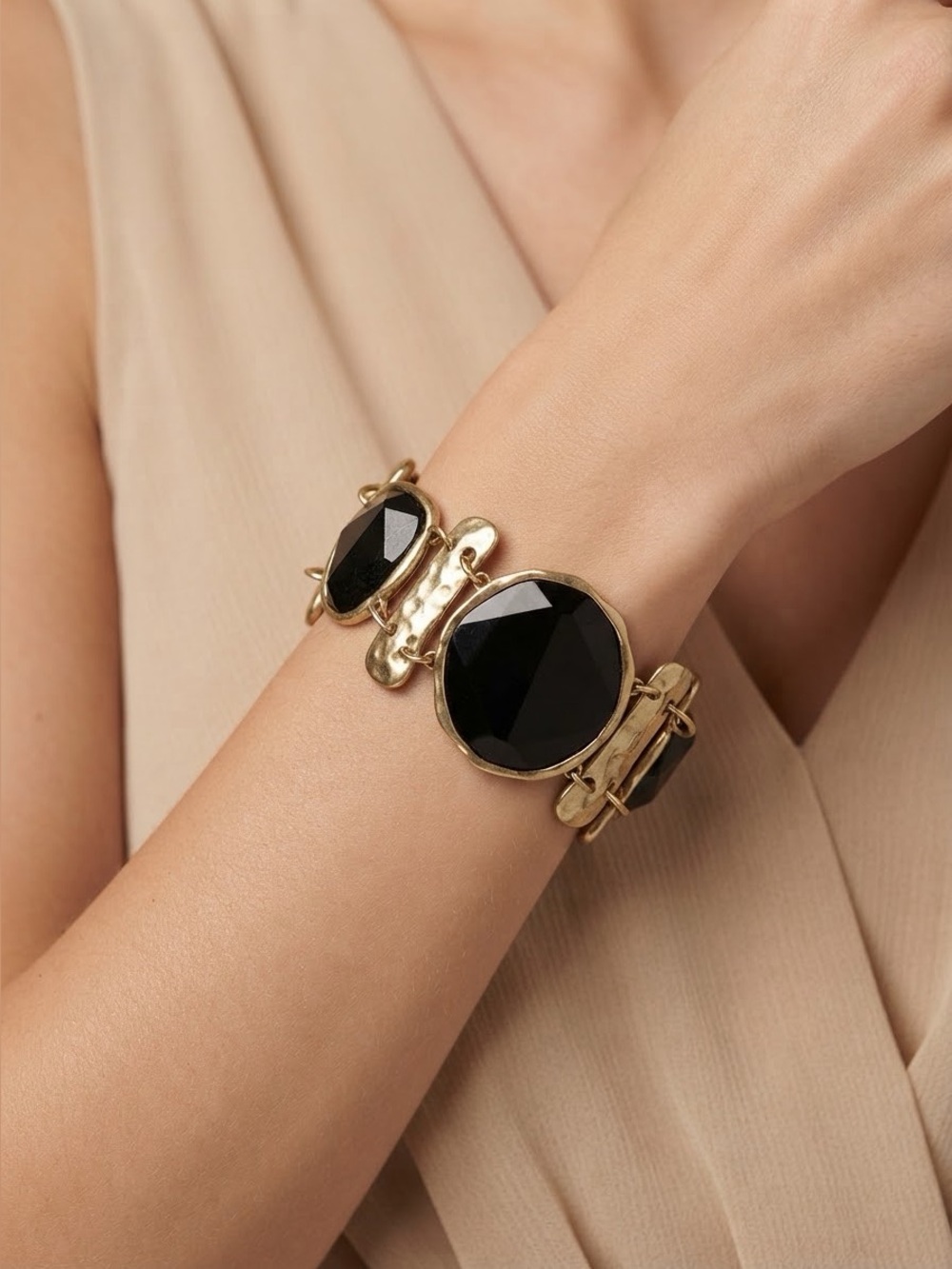 Vintage Gold Tone Black Stone Toggle Bracelet | Textured Modernist Link Bracelet